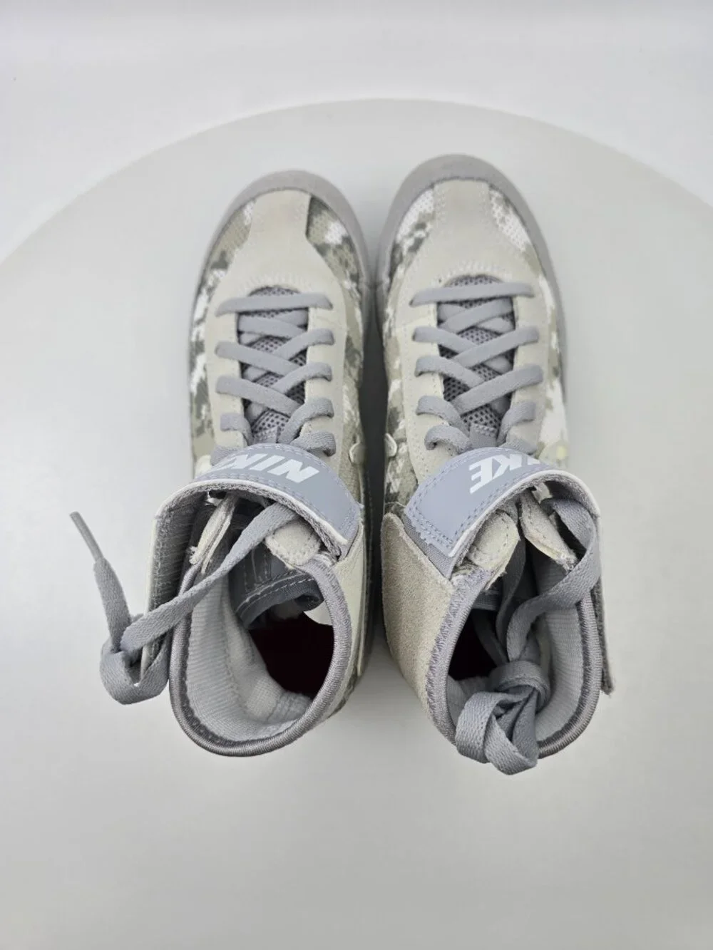 Nike SpeedSweep 7 366684-003 YOUTH SIZE 4Y